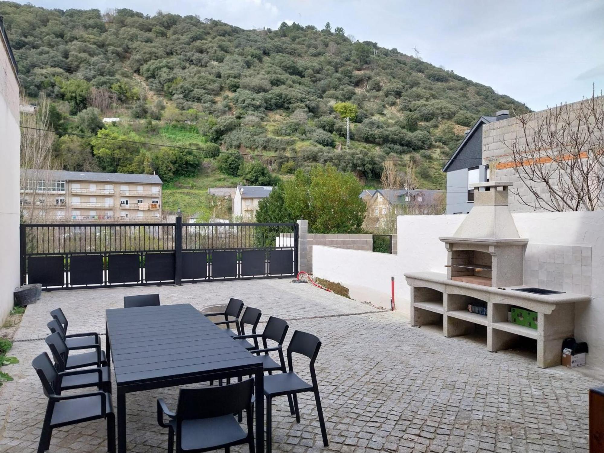Casa Sapita Vila Villafranca Del Bierzo Exterior foto