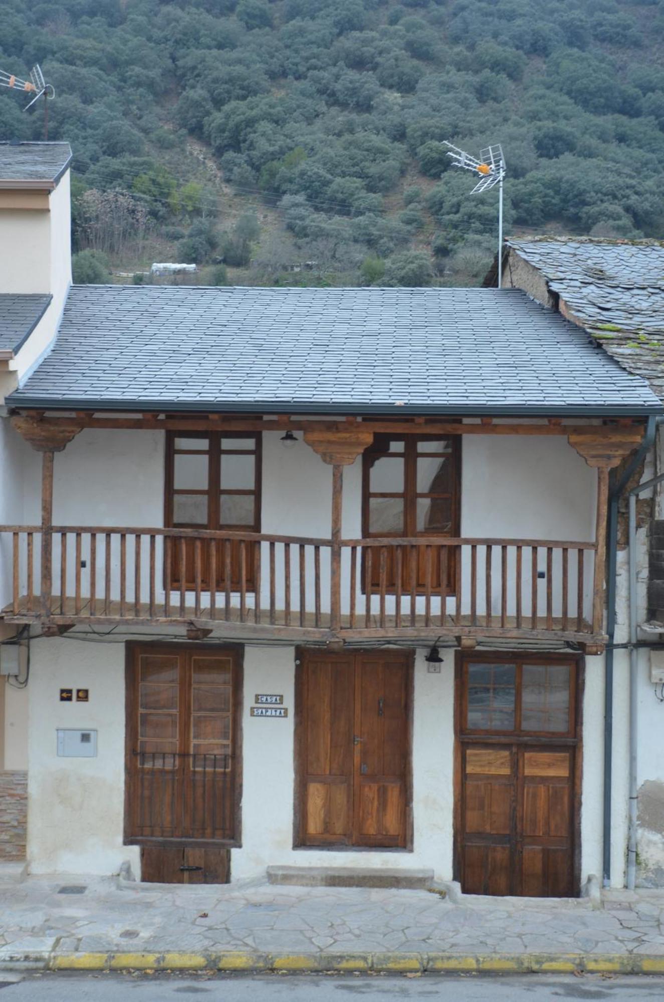 Casa Sapita Vila Villafranca Del Bierzo Exterior foto